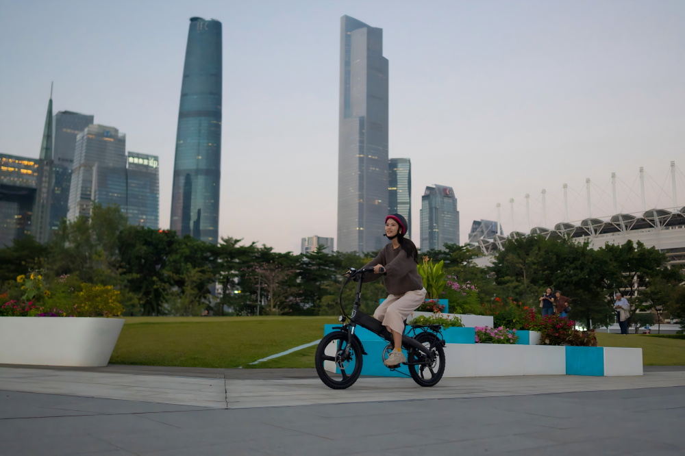 Urban E-Bike Commuting: Find Your Perfect Ride with Gleecycle