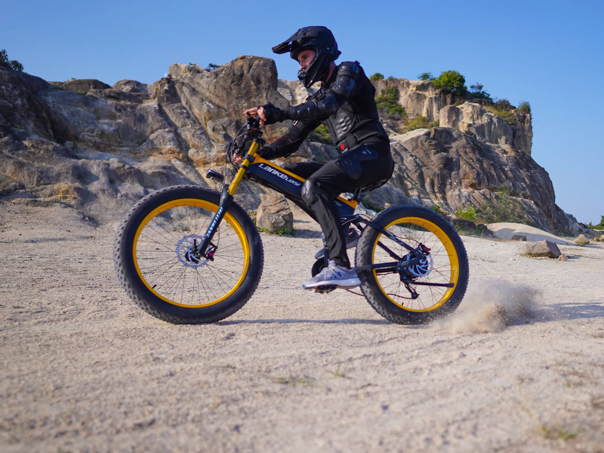 fahrrad mit abnehmbaren pedalen LANKELEISI XT750 Plus E-MTB 26 Zoll Fat Bike Elektro Fahrrad 1000W 48V17.5Ah – Gleecycle