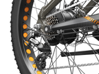 LANKELEISI RV800PLUS Shimano 7-speed drivetrain and rear fat tire close-up