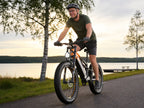 LANKELEISI RV800PLUS fat tire e-bike riding on a lakeside road